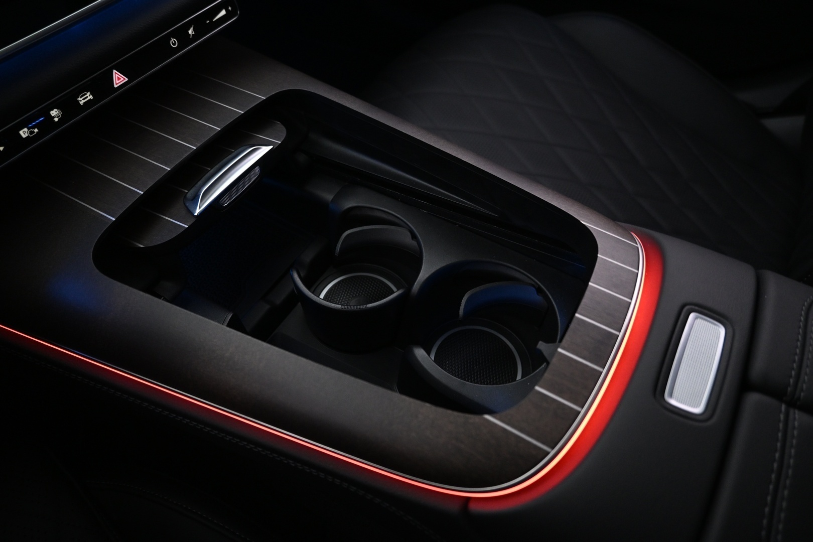 MERCEDES-BENZ E 2024