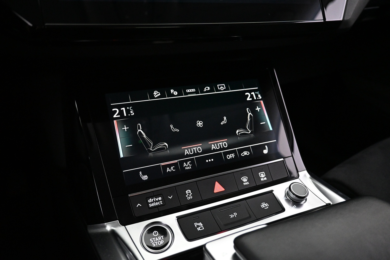 AUDI Q8 e-tron 2024