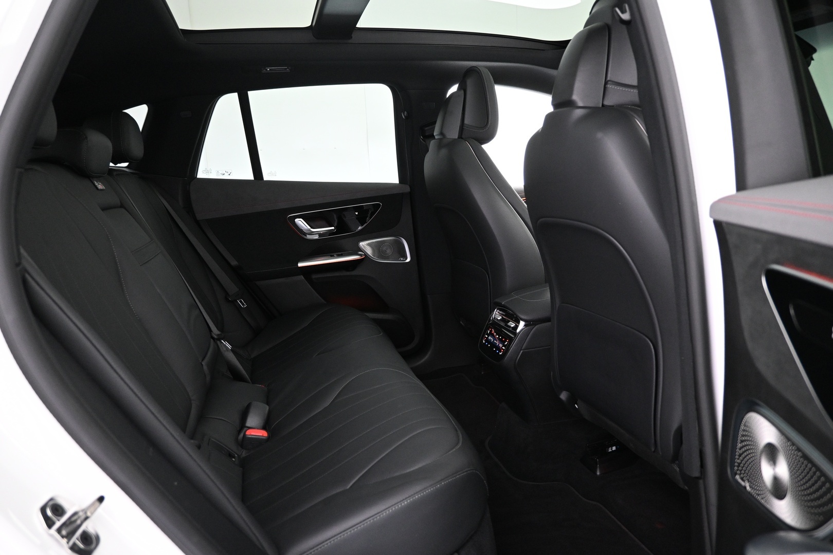 MERCEDES-BENZ EQE SUV 2023