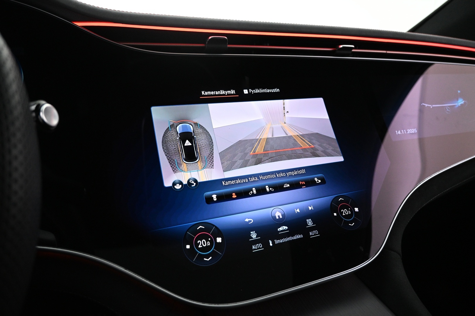 MERCEDES-BENZ EQE SUV 2023