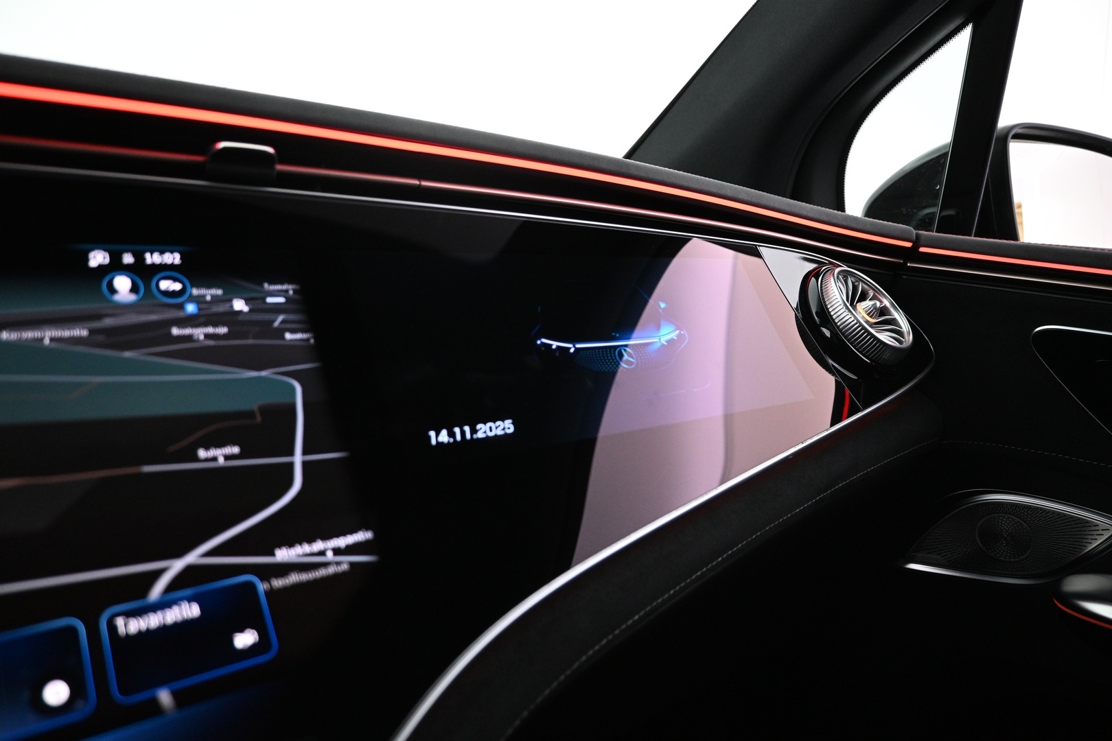 MERCEDES-BENZ EQE SUV 2023