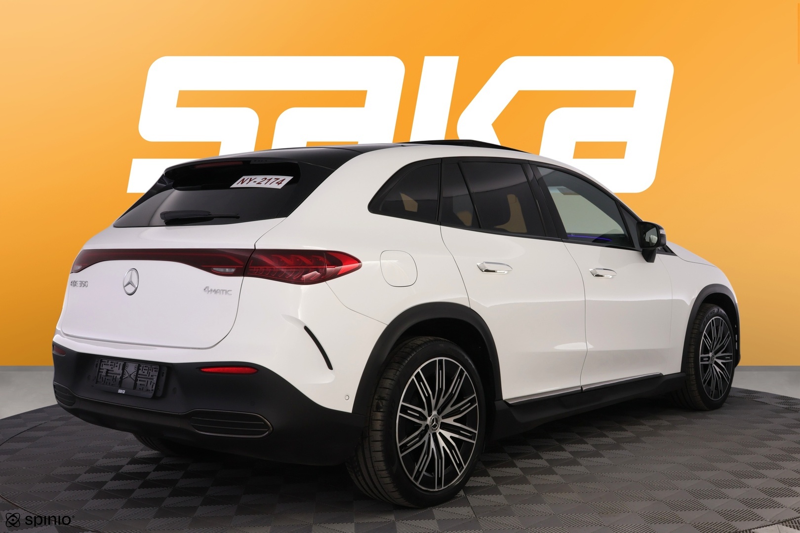 MERCEDES-BENZ EQE SUV 2023