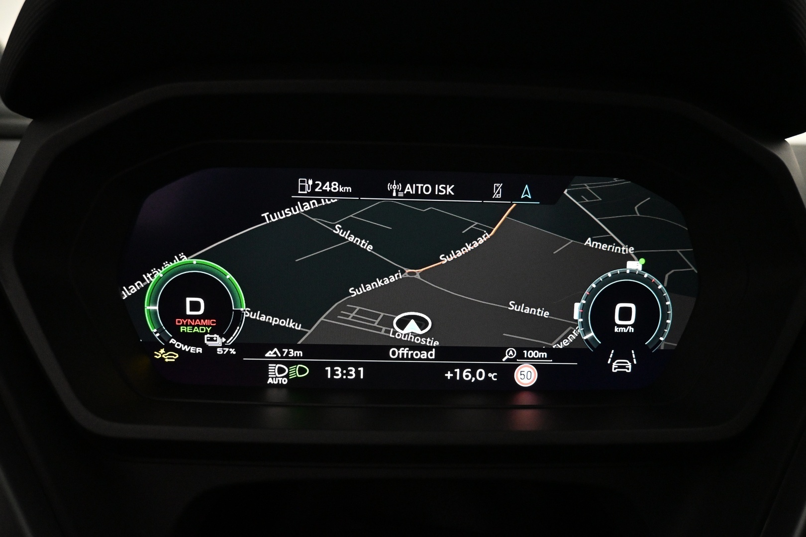 AUDI Q4 e-tron 2025