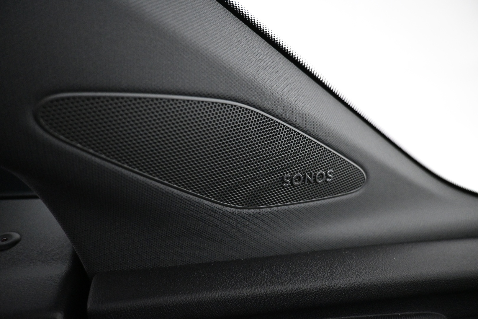 AUDI Q4 e-tron 2025