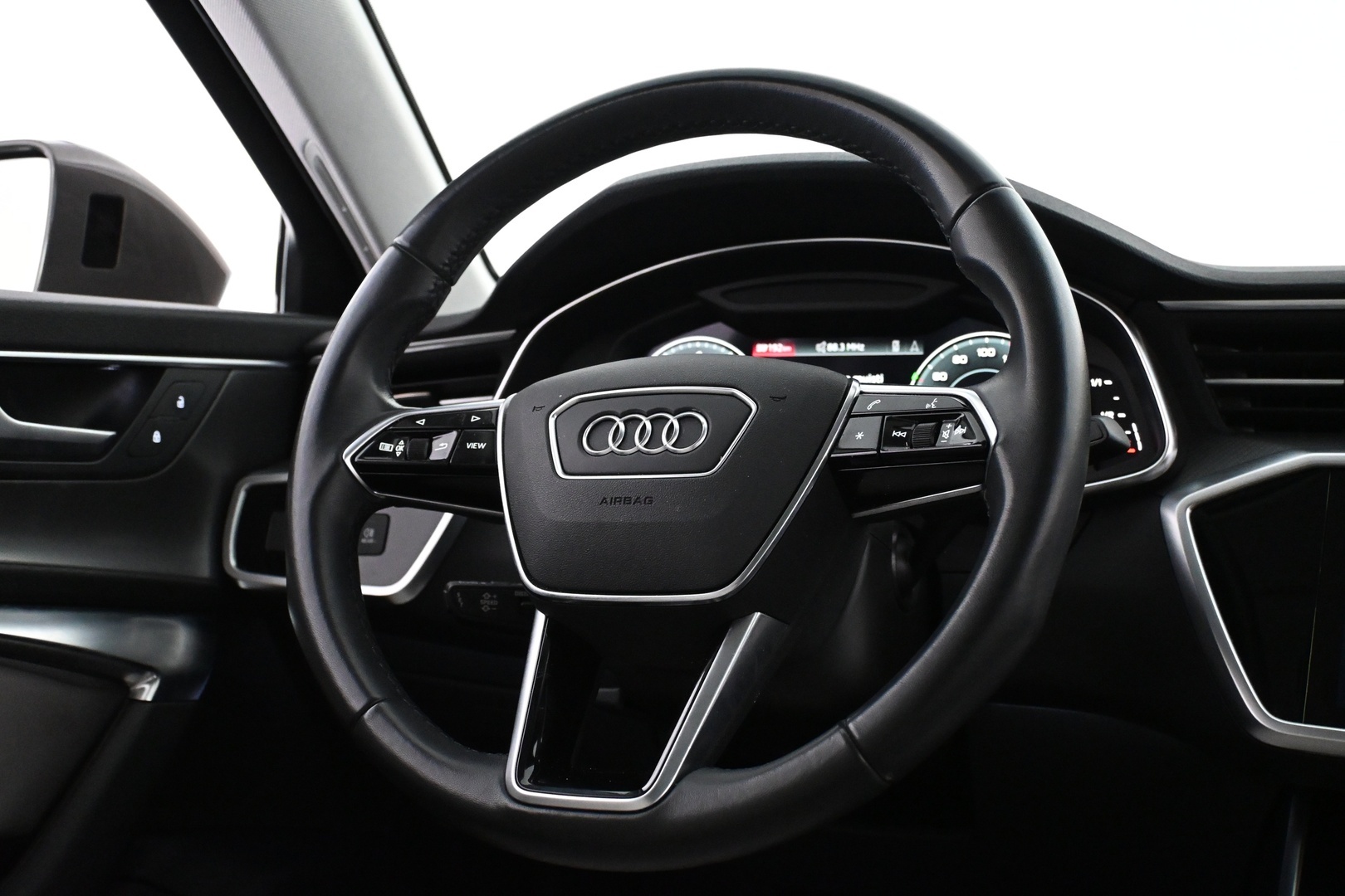 AUDI A6 2022