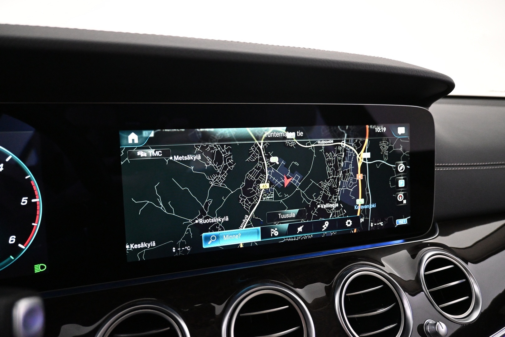 MERCEDES-BENZ E 2022