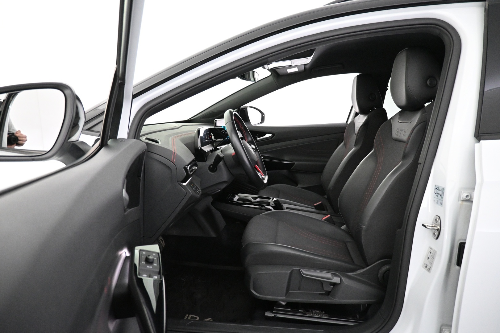 VOLKSWAGEN ID.4 2023