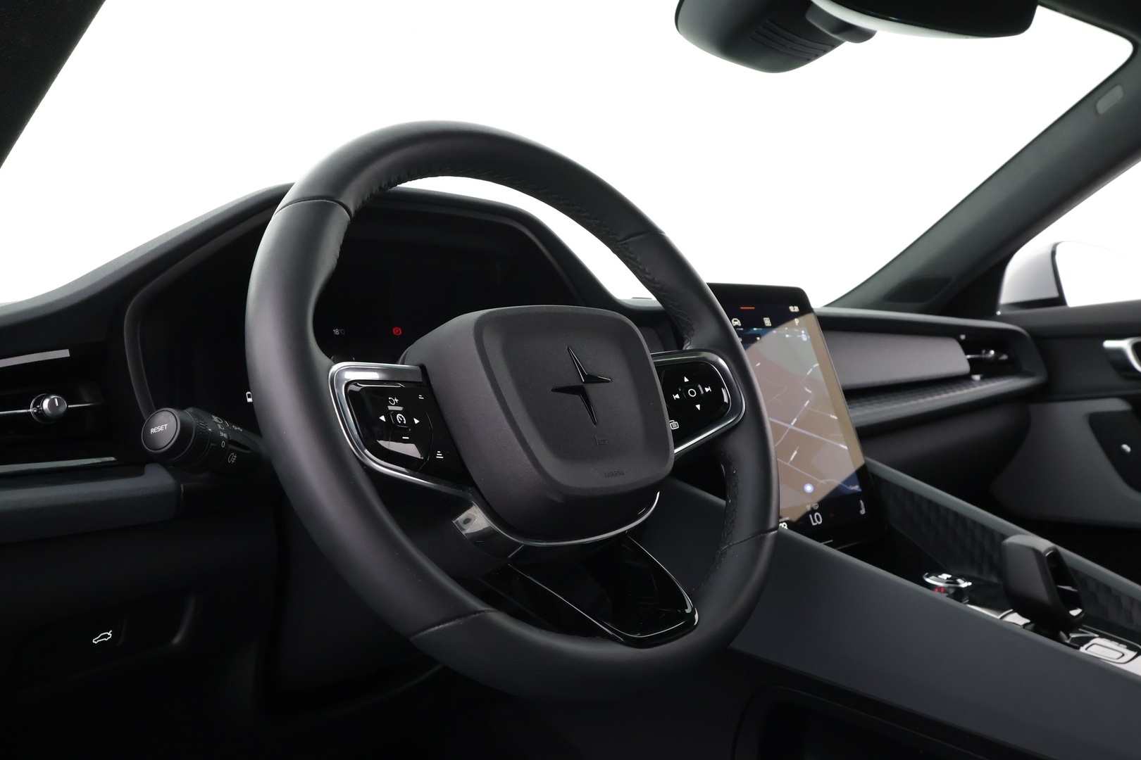 POLESTAR 2 2023
