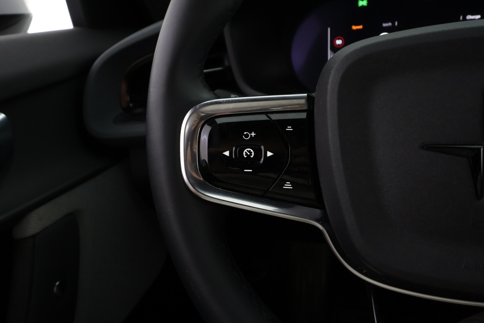 POLESTAR 2 2023