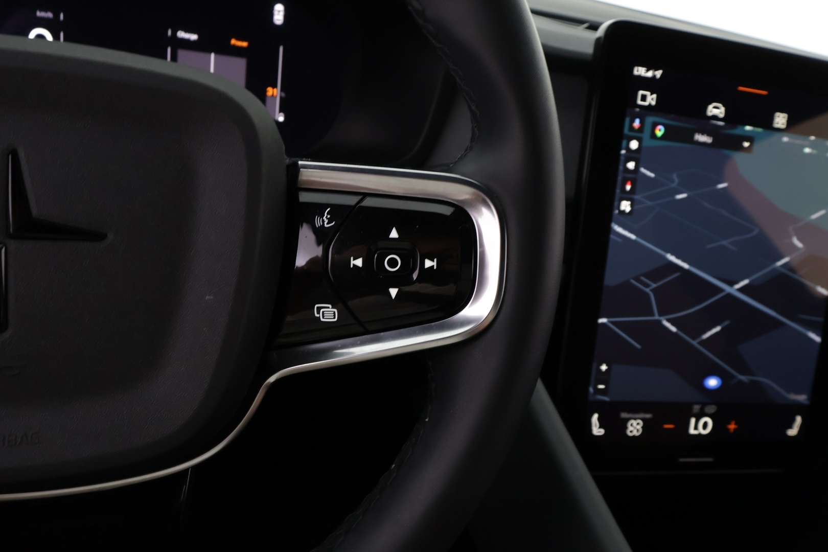 POLESTAR 2 2023