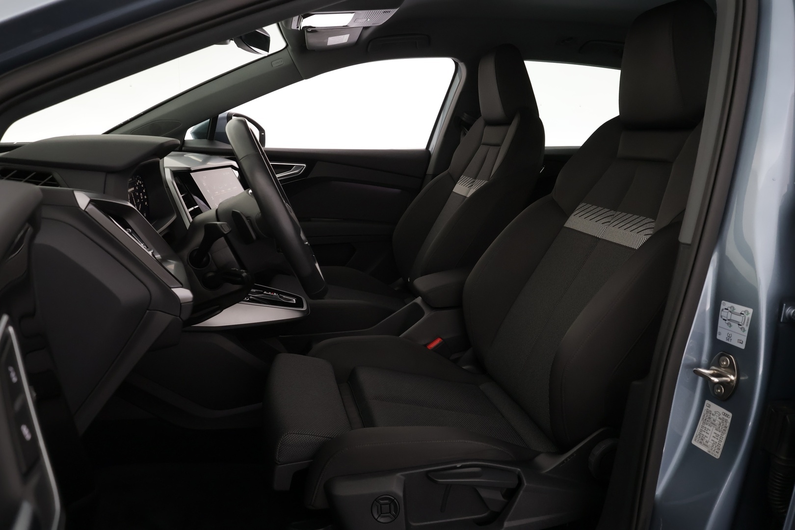 AUDI Q4 e-tron 2023