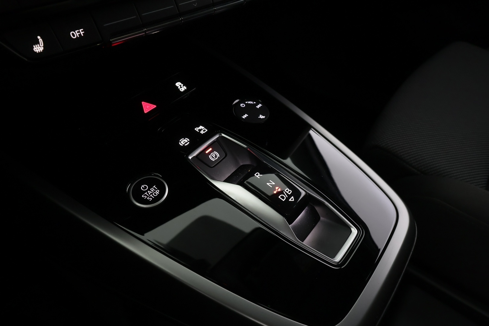 AUDI Q4 e-tron 2023