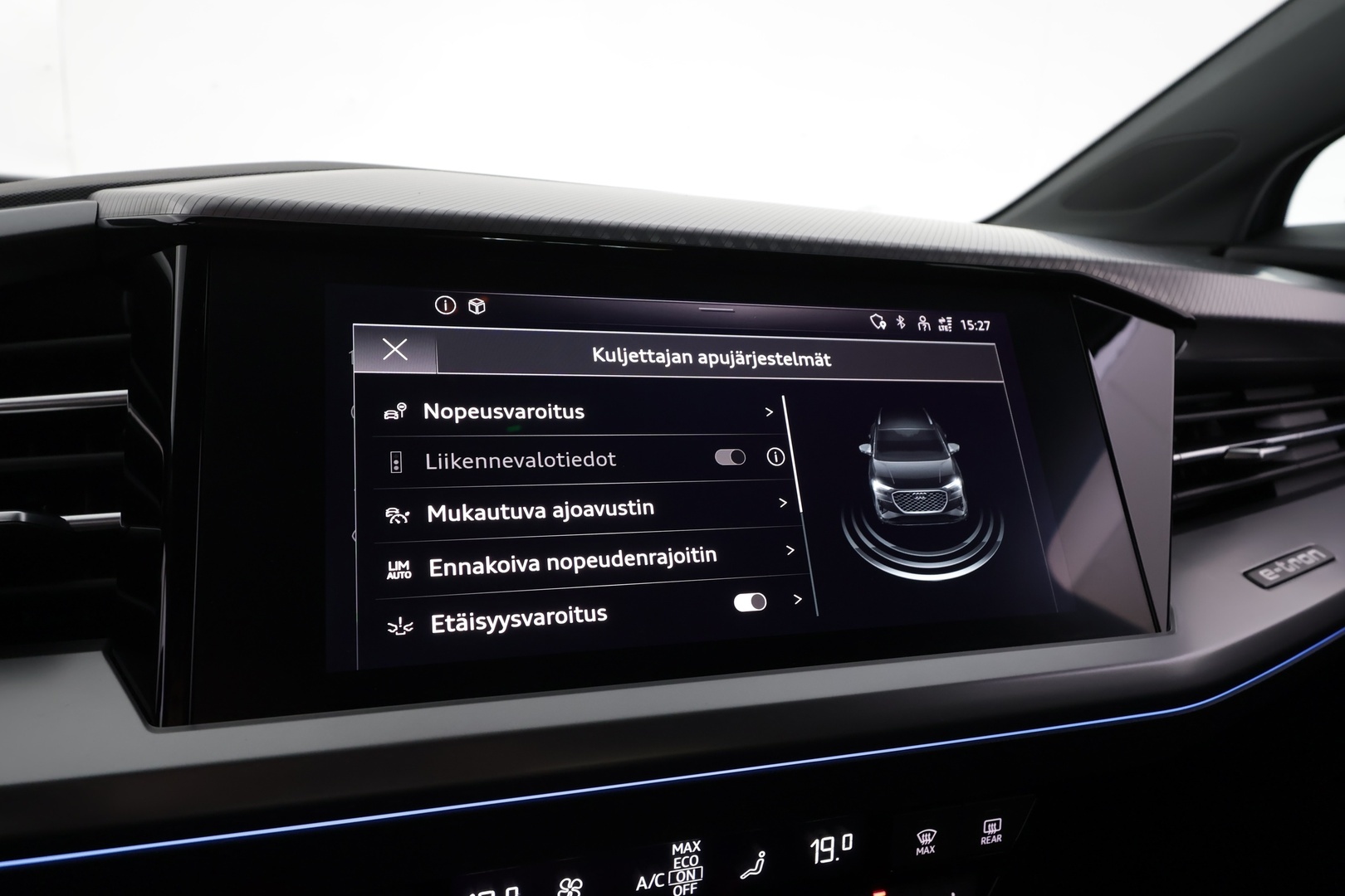 AUDI Q4 e-tron 2023
