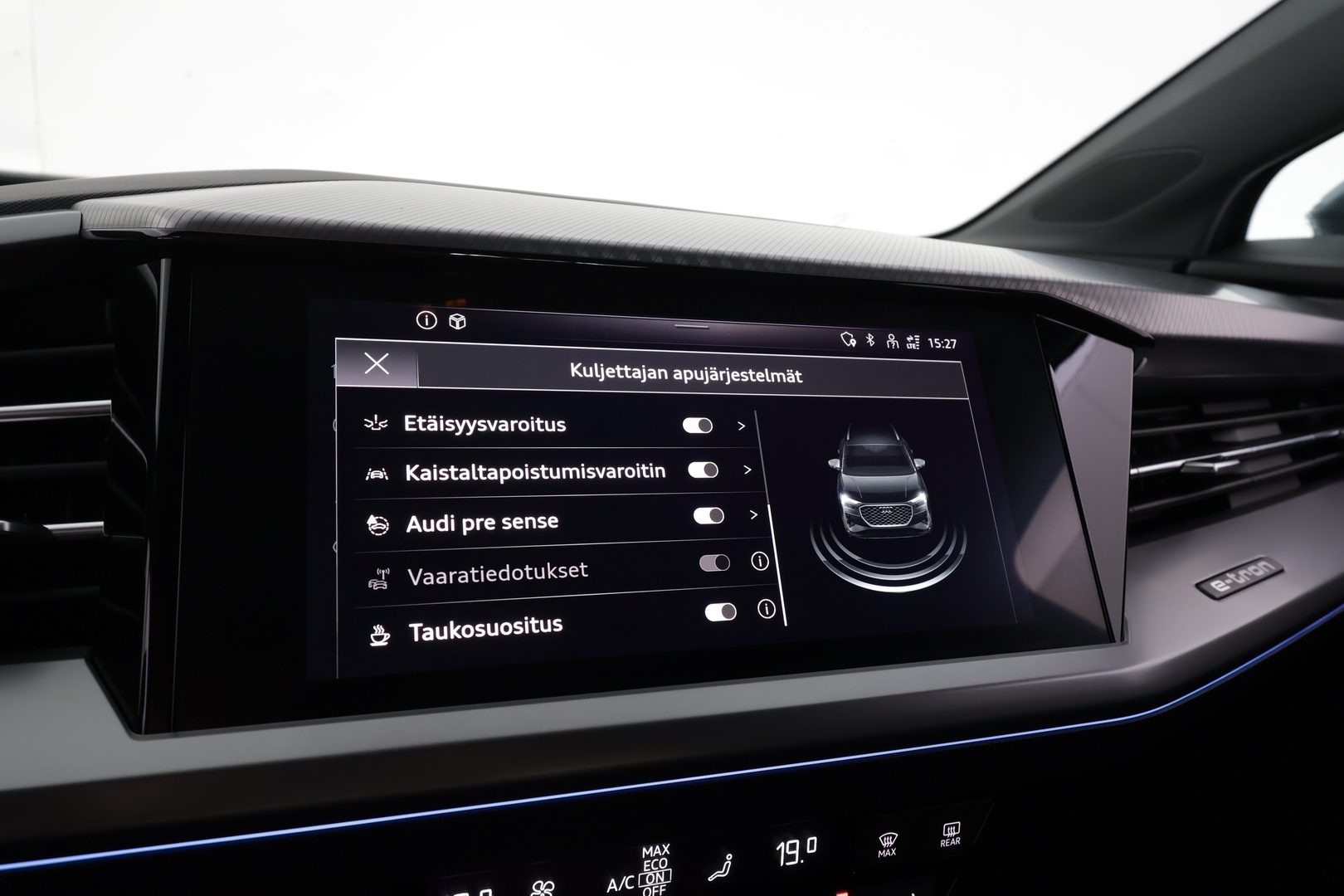 AUDI Q4 e-tron 2023