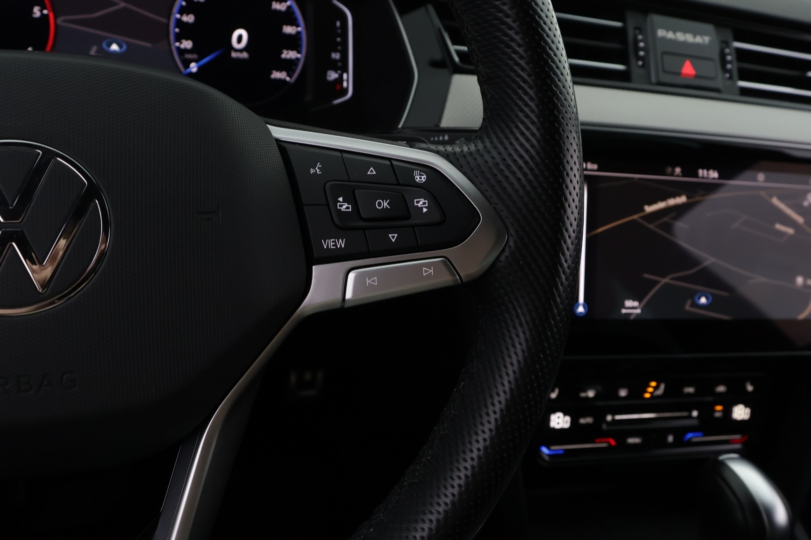 VOLKSWAGEN Passat 2021