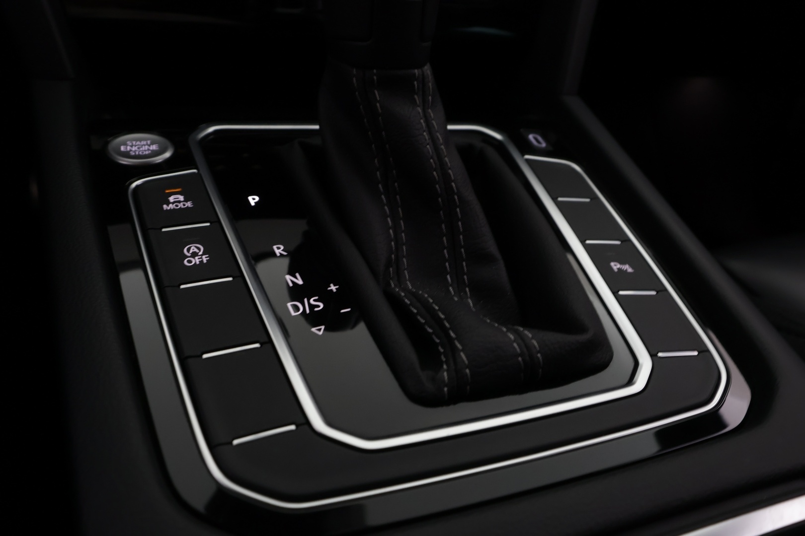 VOLKSWAGEN Passat 2021