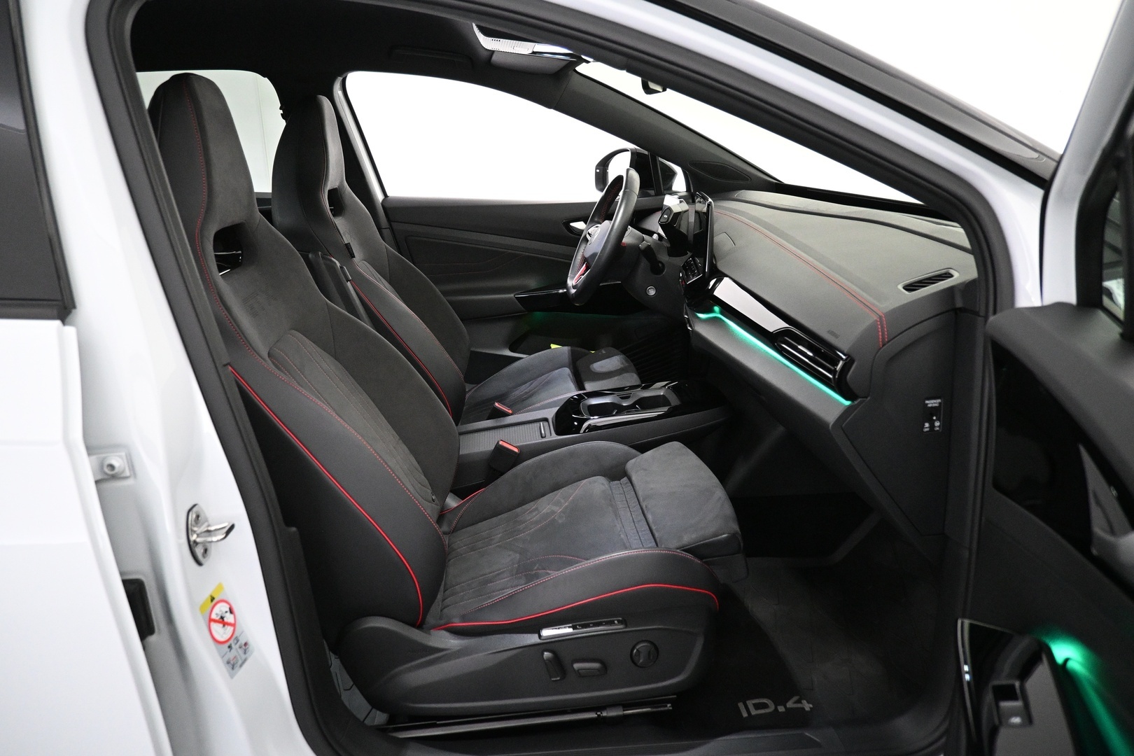 VOLKSWAGEN ID.4 2023