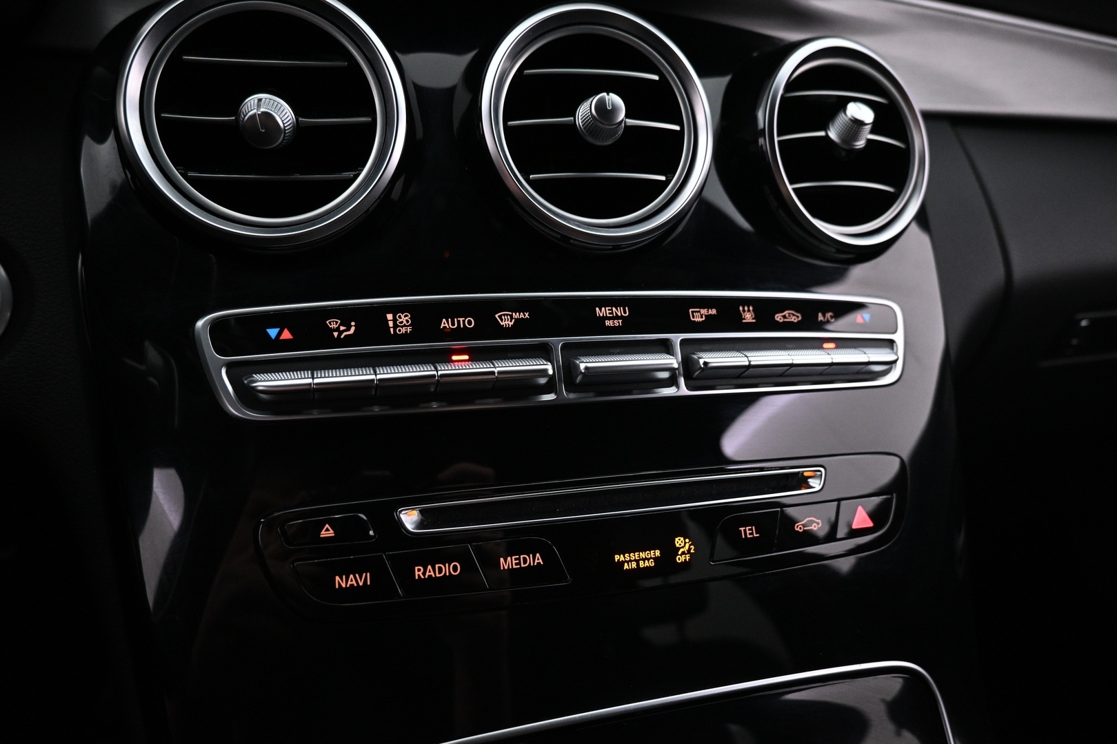 MERCEDES-BENZ C 2017