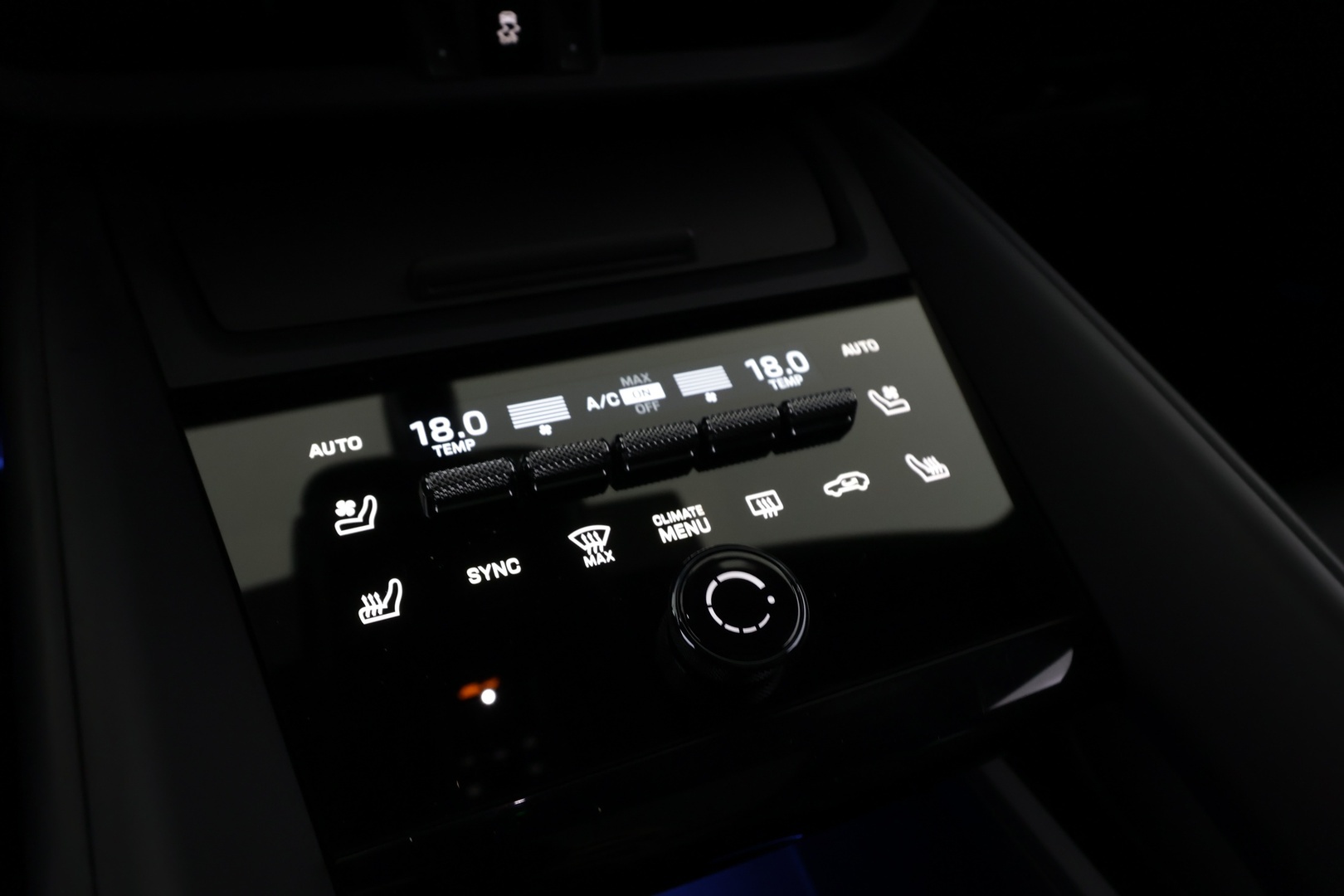 PORSCHE Macan 2025