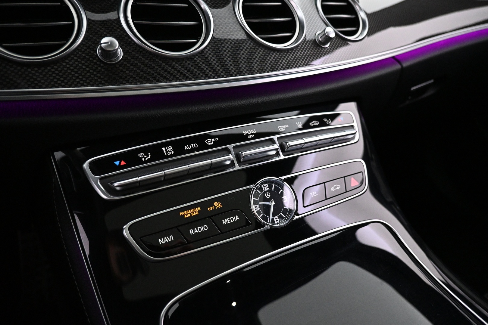 MERCEDES-BENZ E 2019