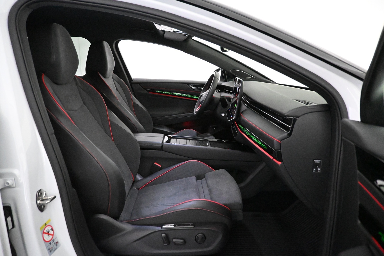 VOLKSWAGEN ID.7 2025