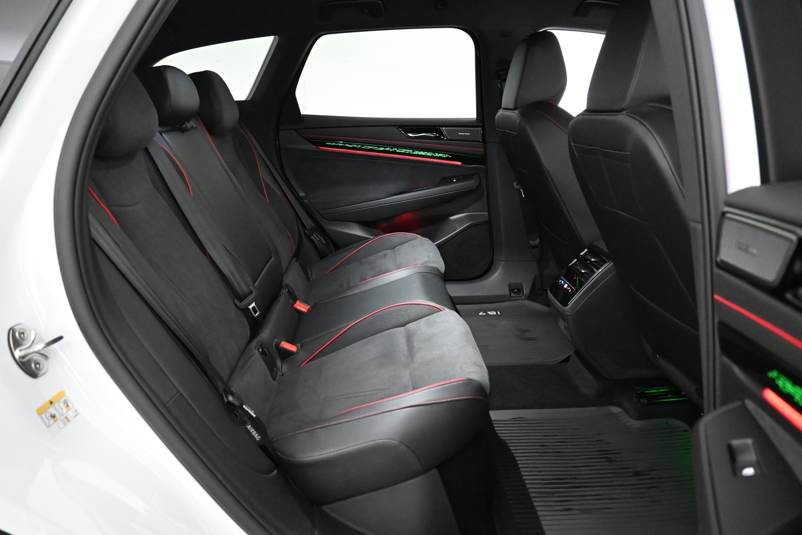 VOLKSWAGEN ID.7 2025