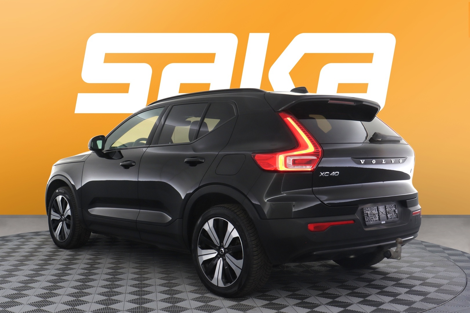VOLVO XC40 2023