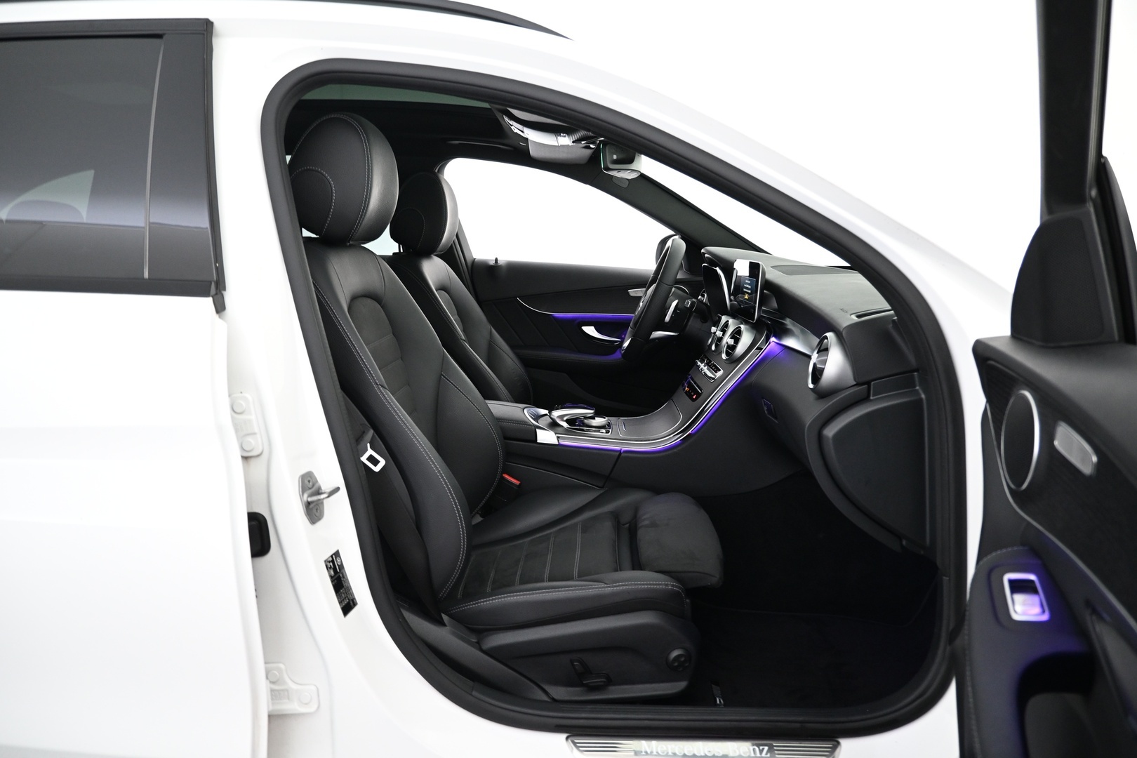 MERCEDES-BENZ C 2021