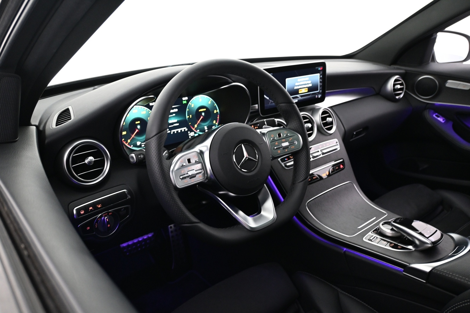 MERCEDES-BENZ C 2021