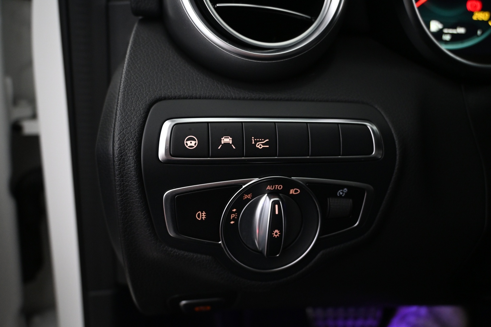 MERCEDES-BENZ C 2021