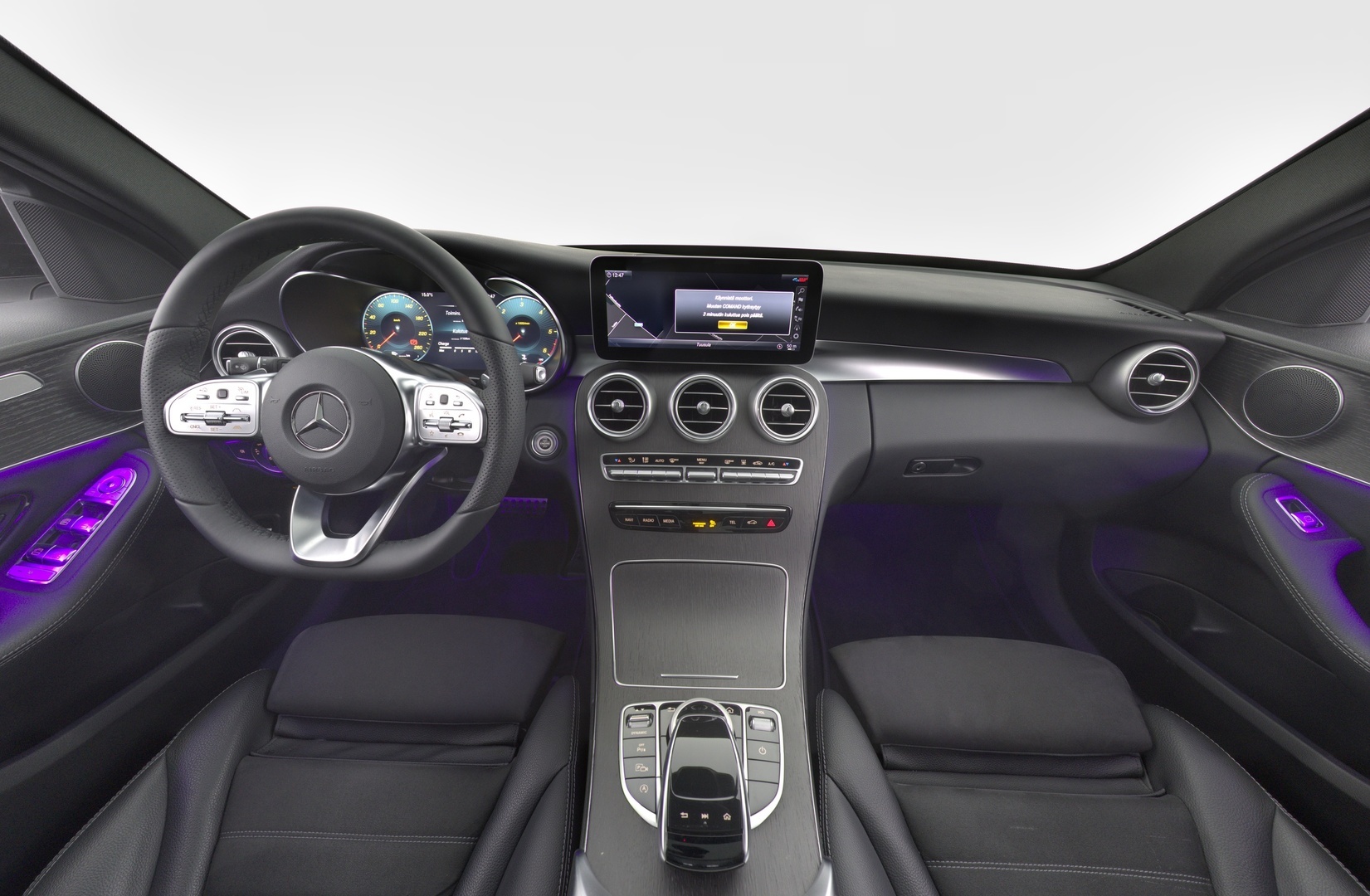 MERCEDES-BENZ C 2021