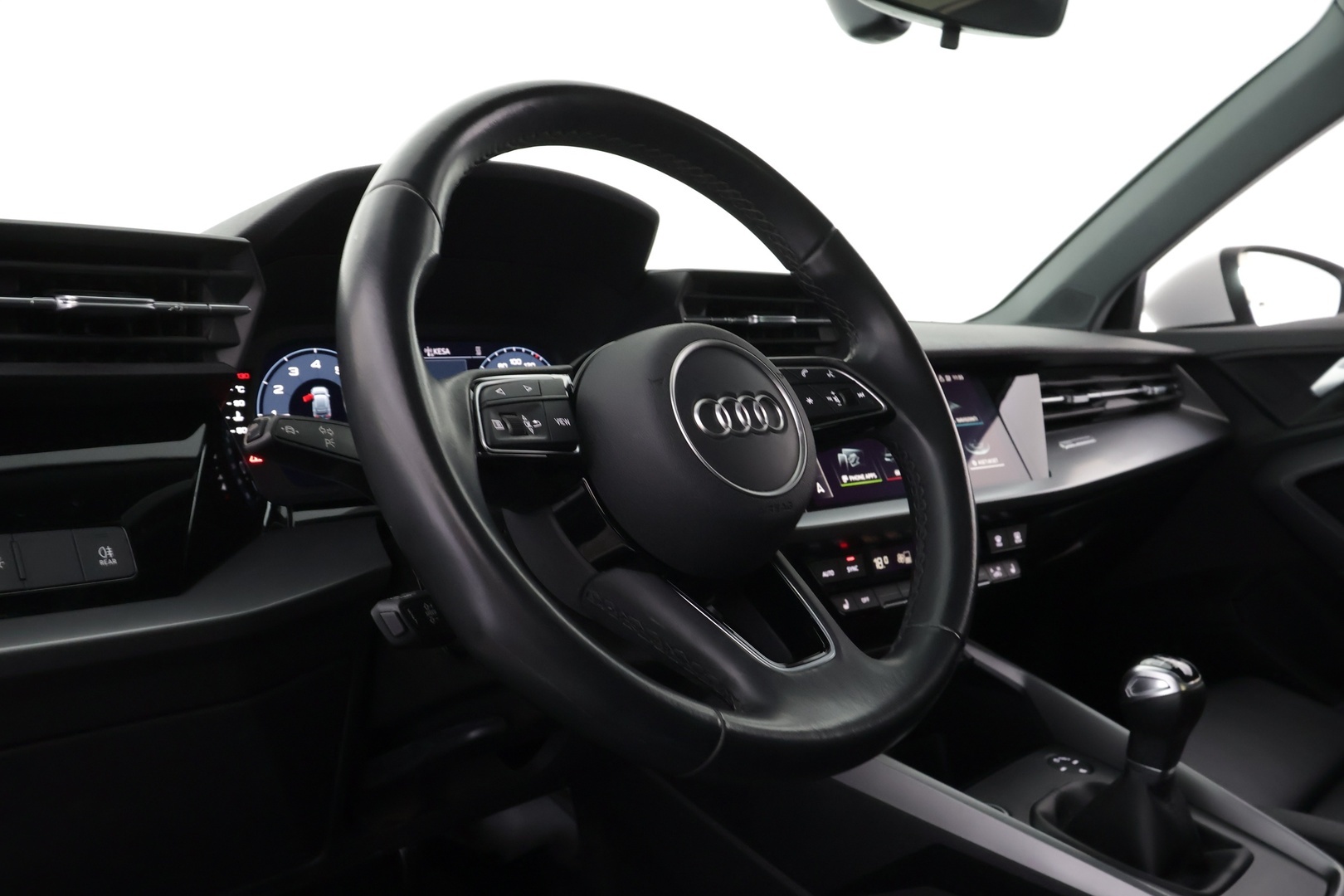 AUDI A3 2024