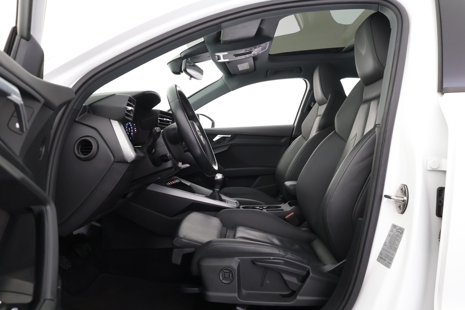 AUDI A3 2024