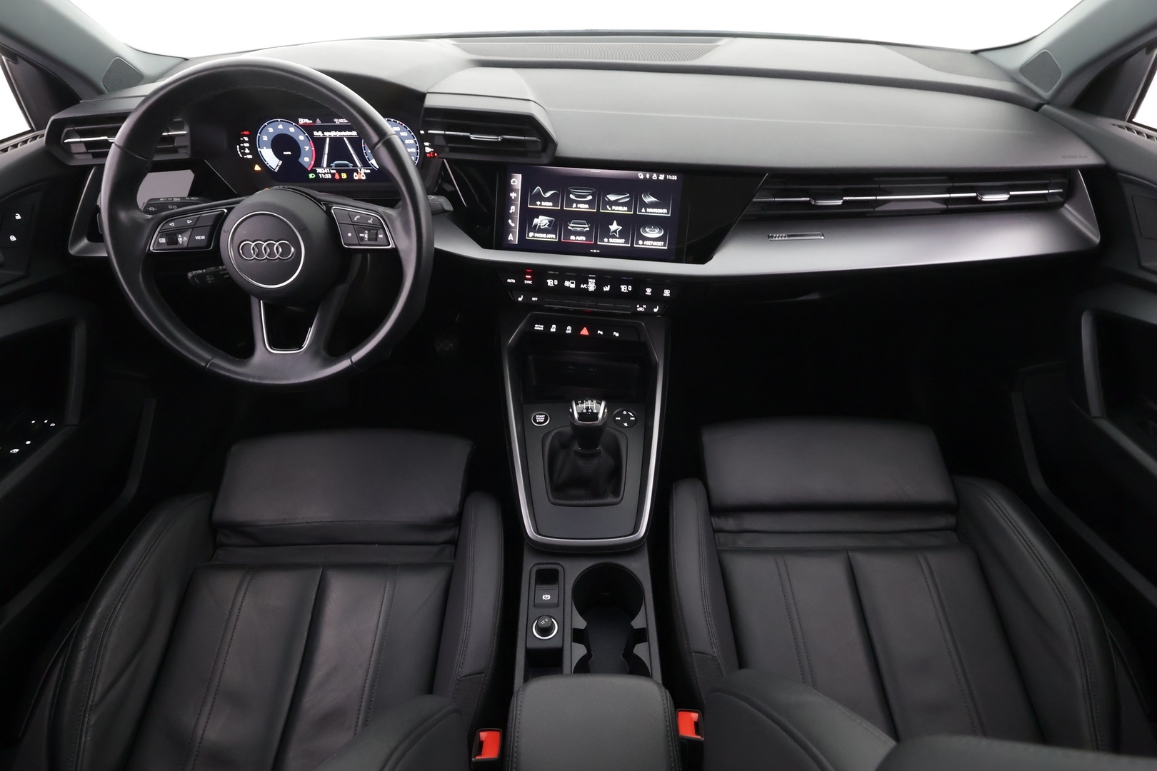 AUDI A3 2024