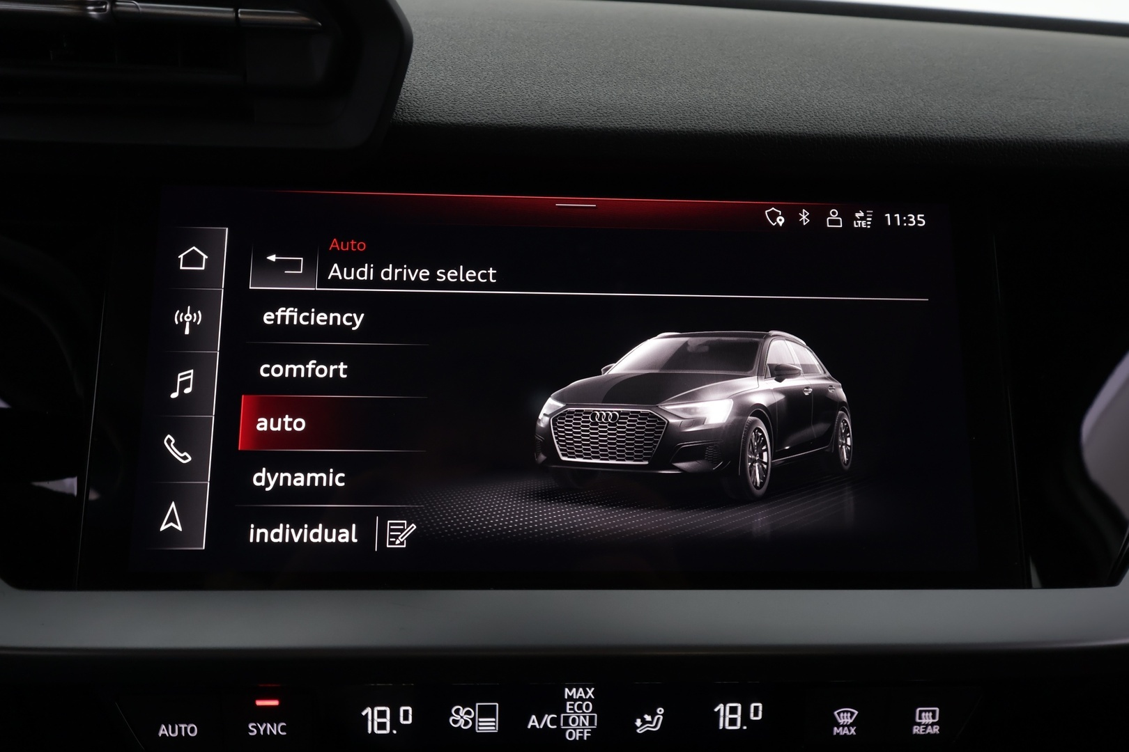 AUDI A3 2024