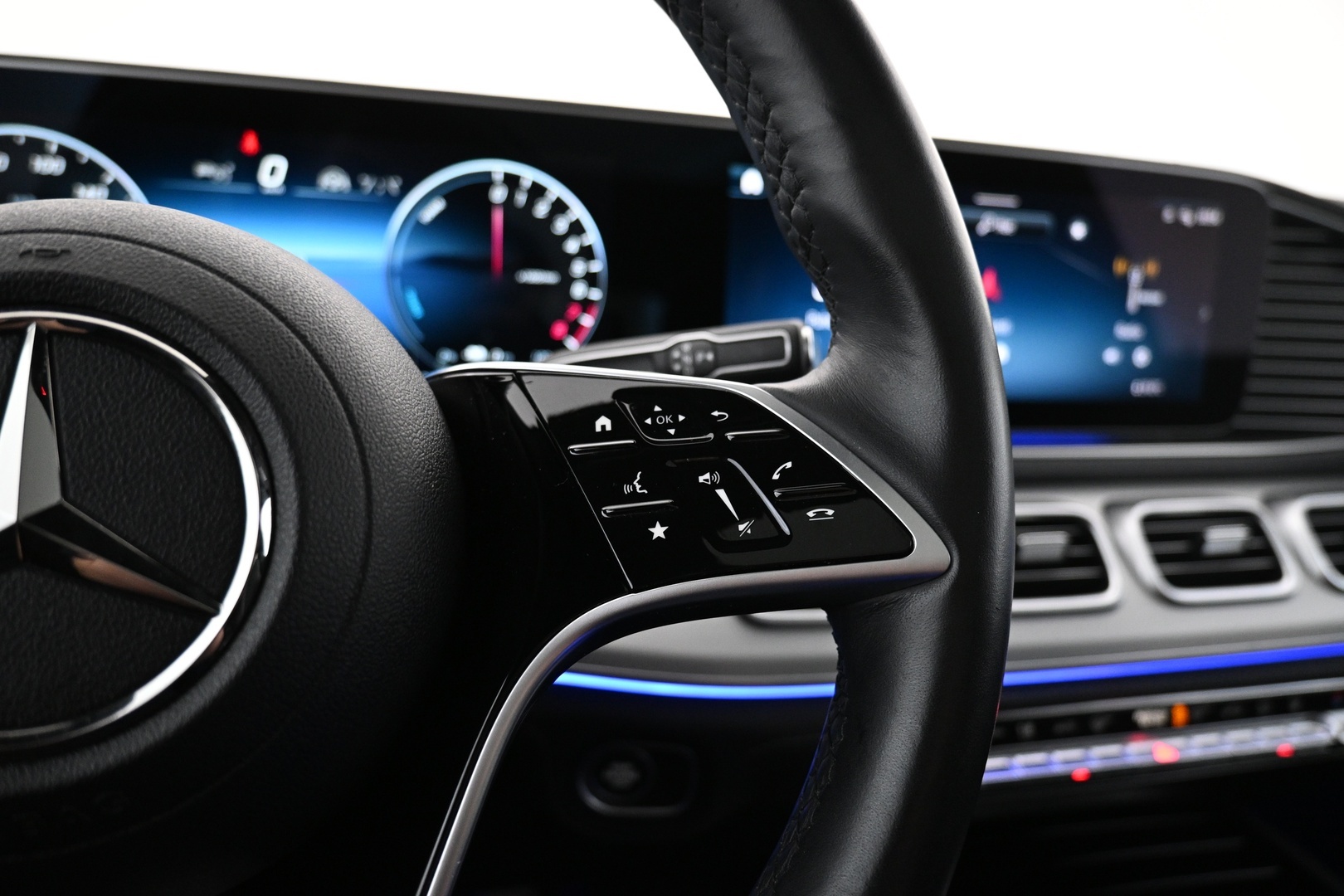MERCEDES-BENZ GLE 2023
