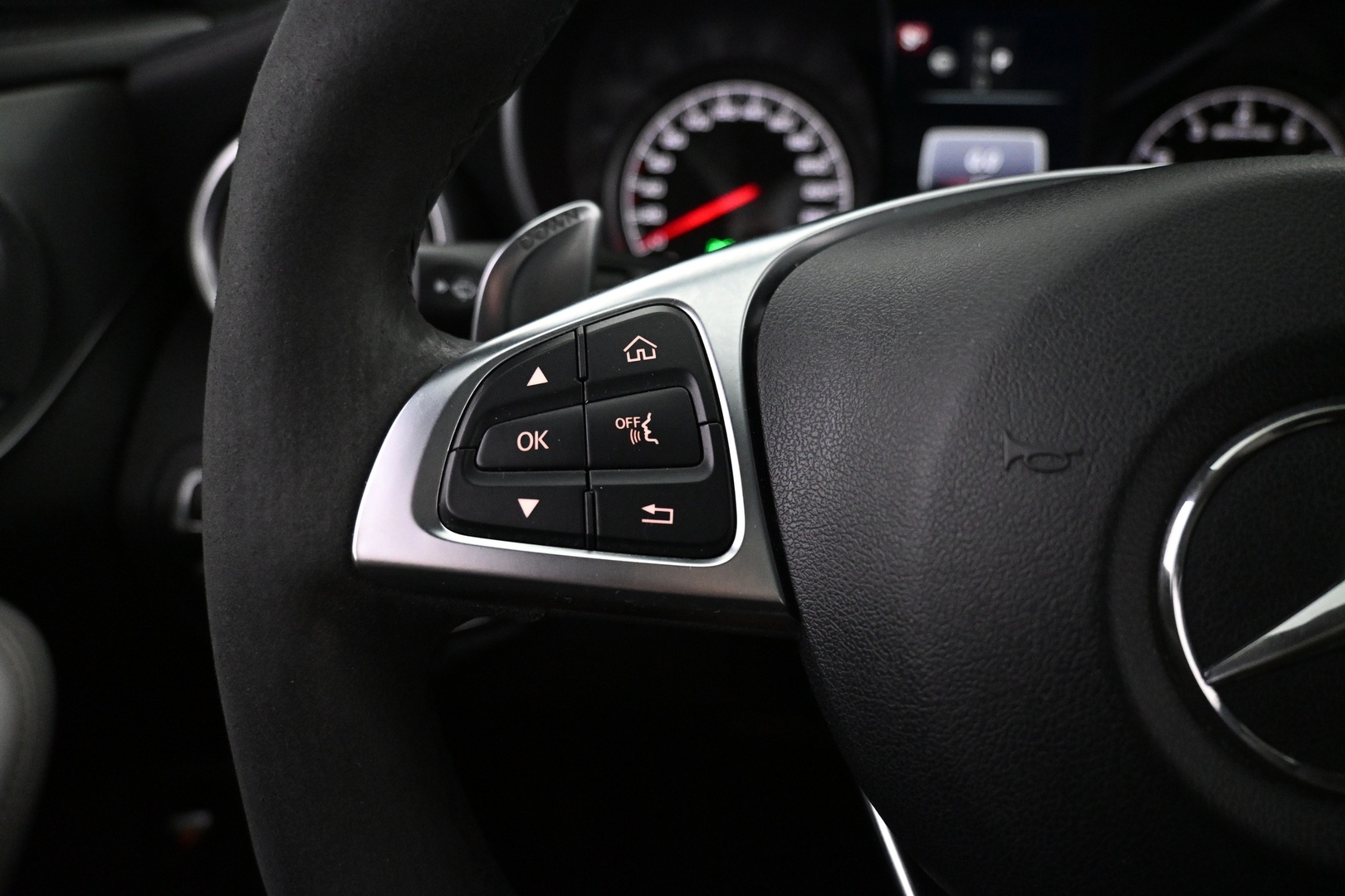 MERCEDES-BENZ C 43 AMG 2017