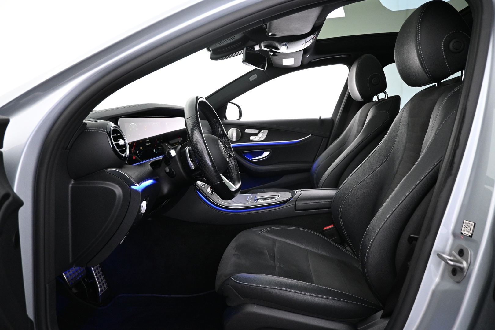 MERCEDES-BENZ E 2021