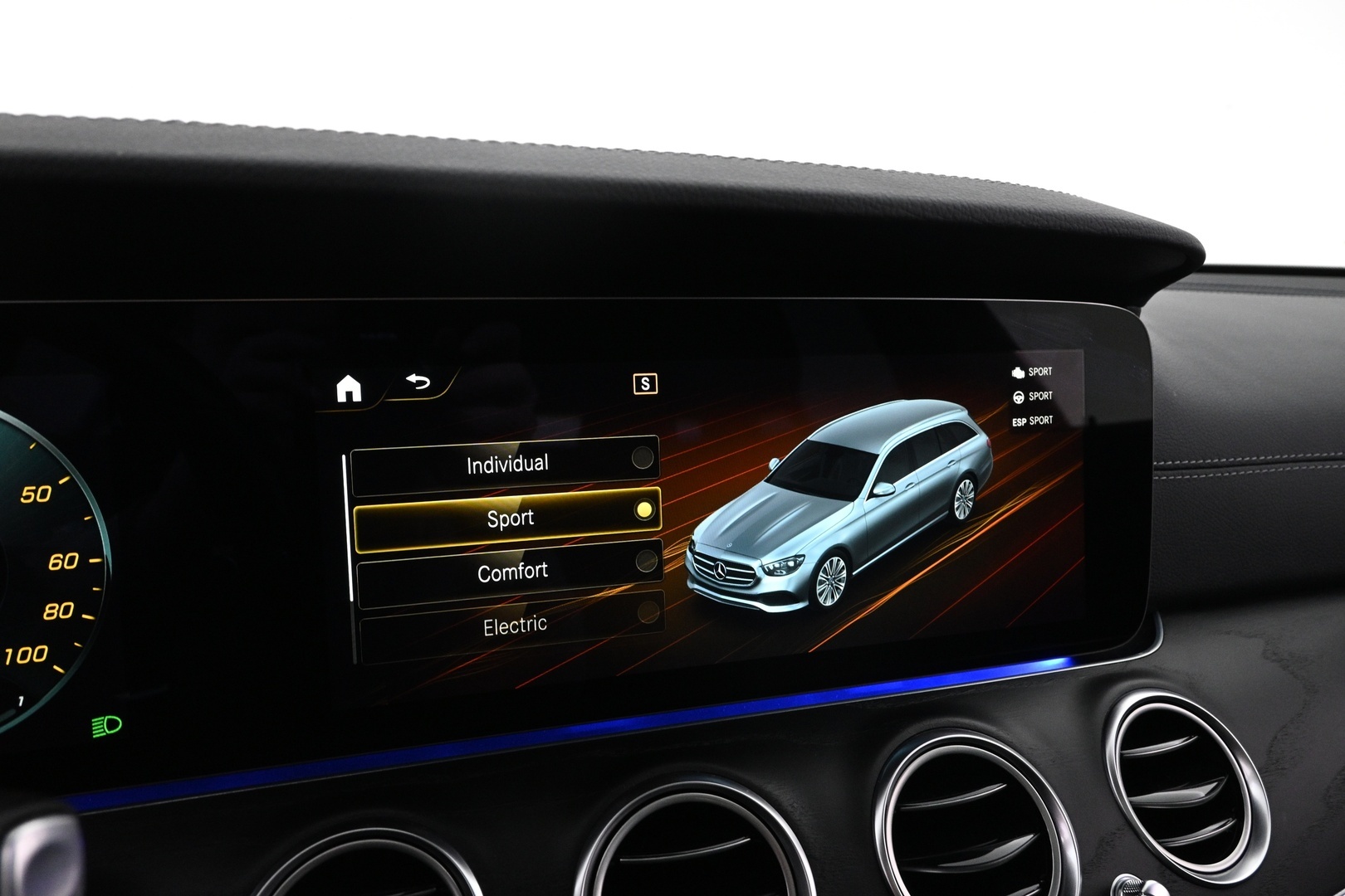 MERCEDES-BENZ E 2021