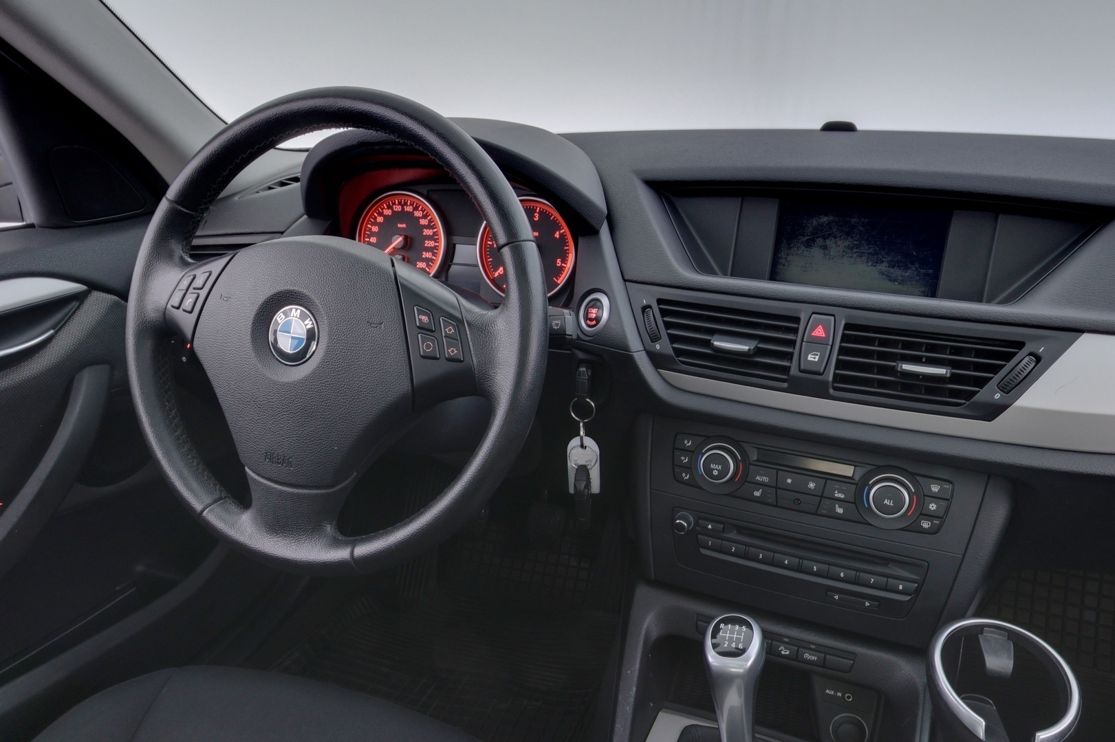BMW X1 2012