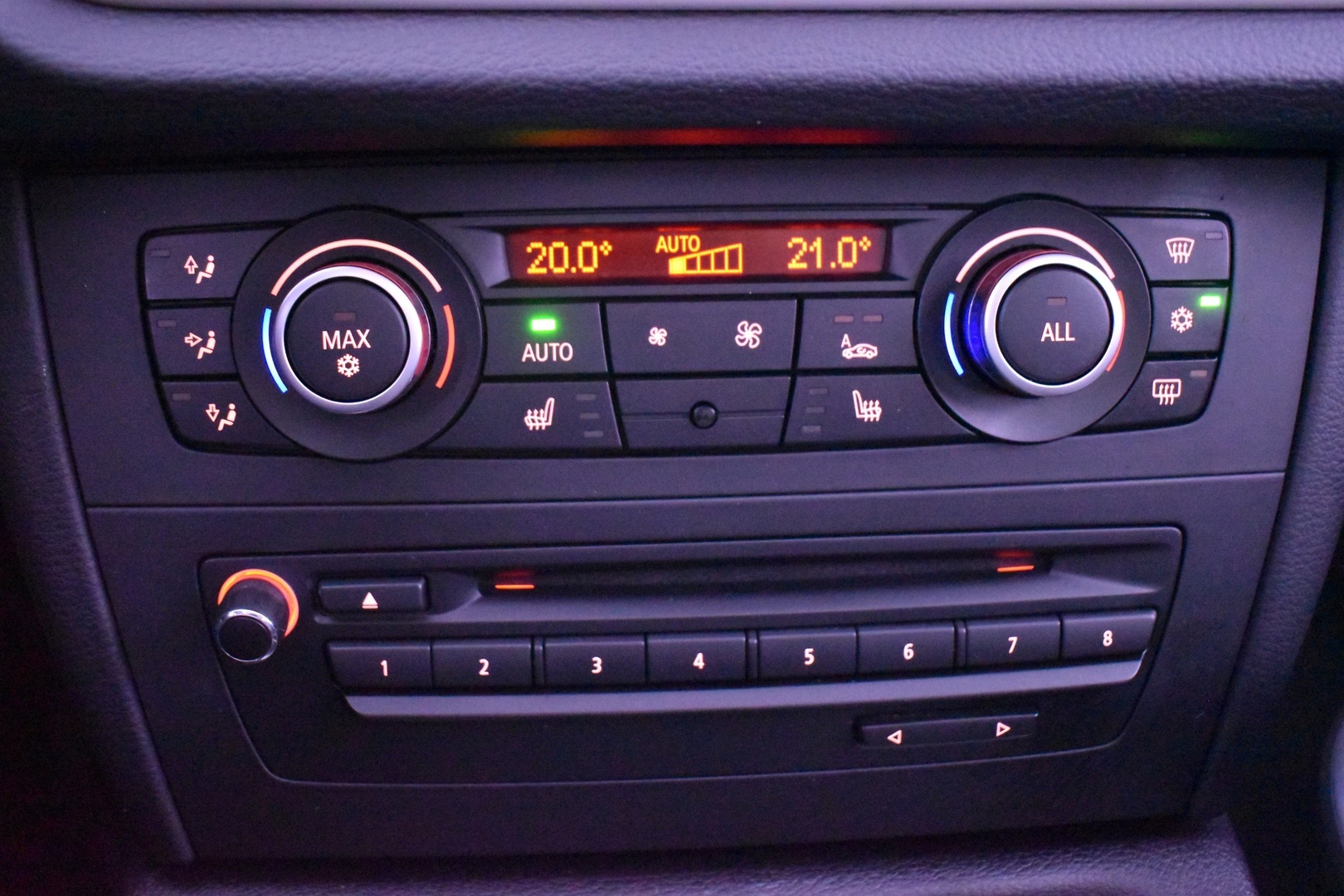 BMW X1 2012