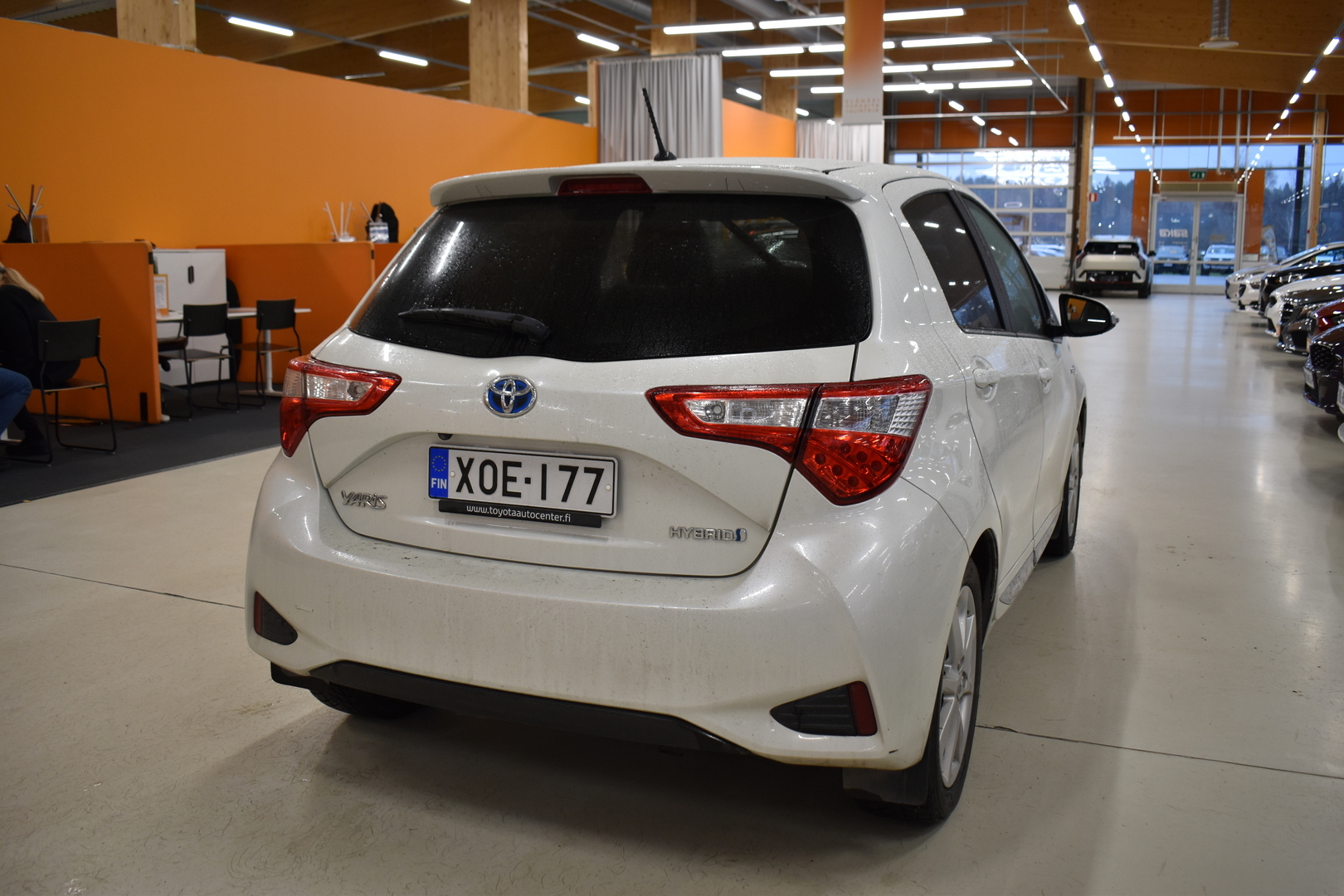 TOYOTA Yaris 2017