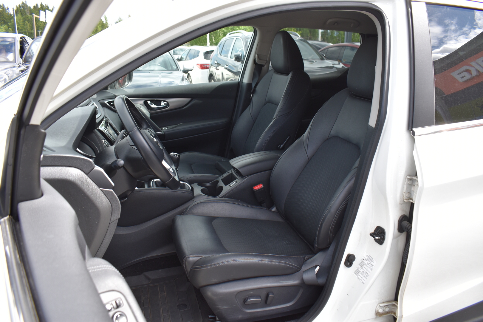 NISSAN Qashqai 2018