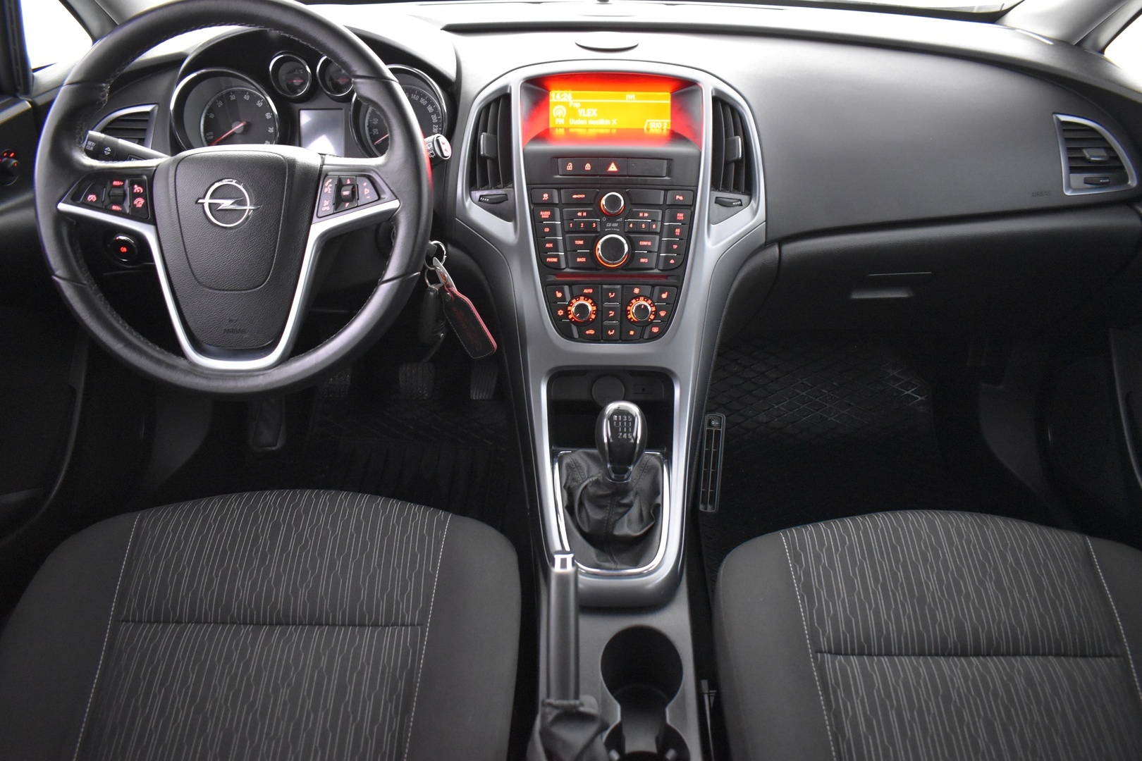 OPEL Astra 2013