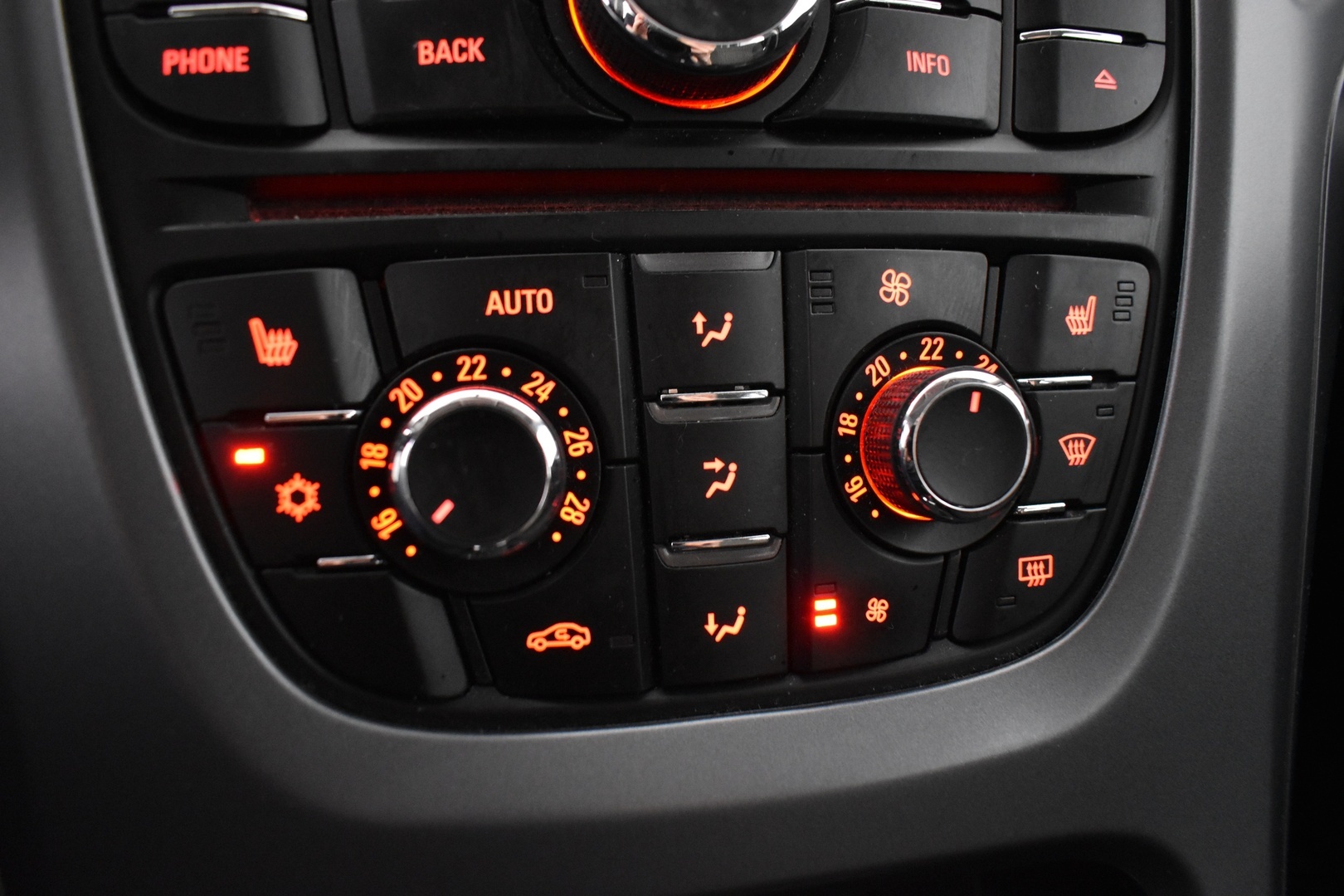 OPEL Astra 2013