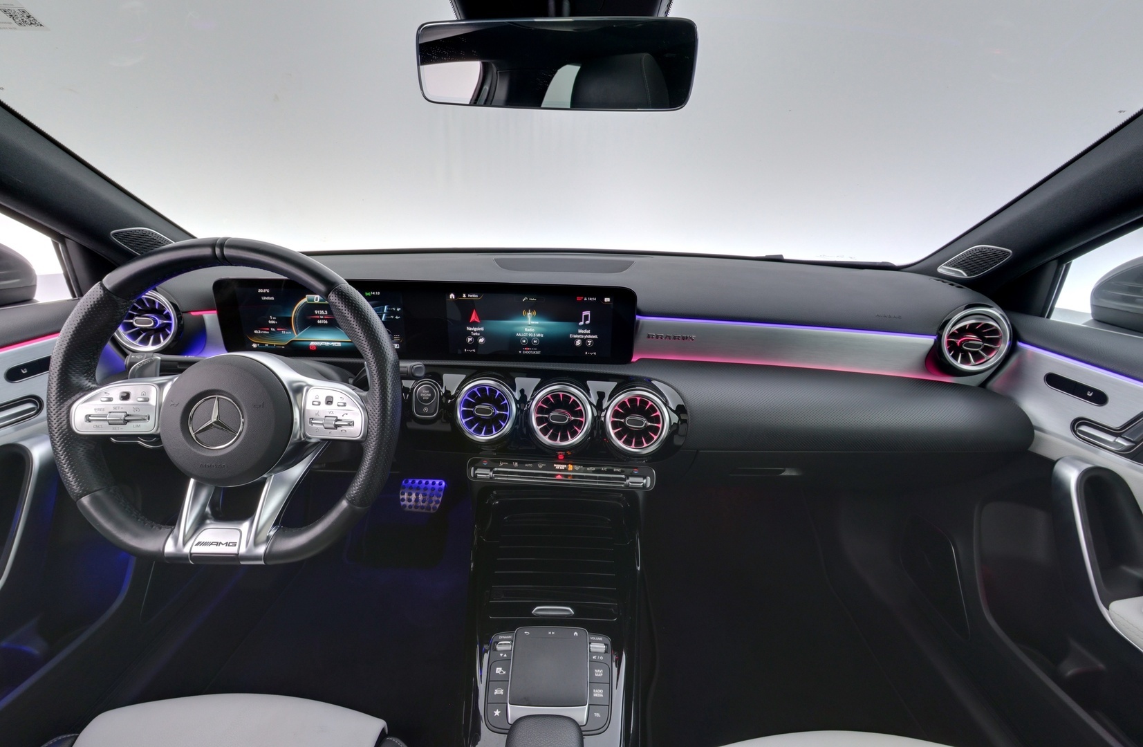 MERCEDES-BENZ A 35 AMG 2021