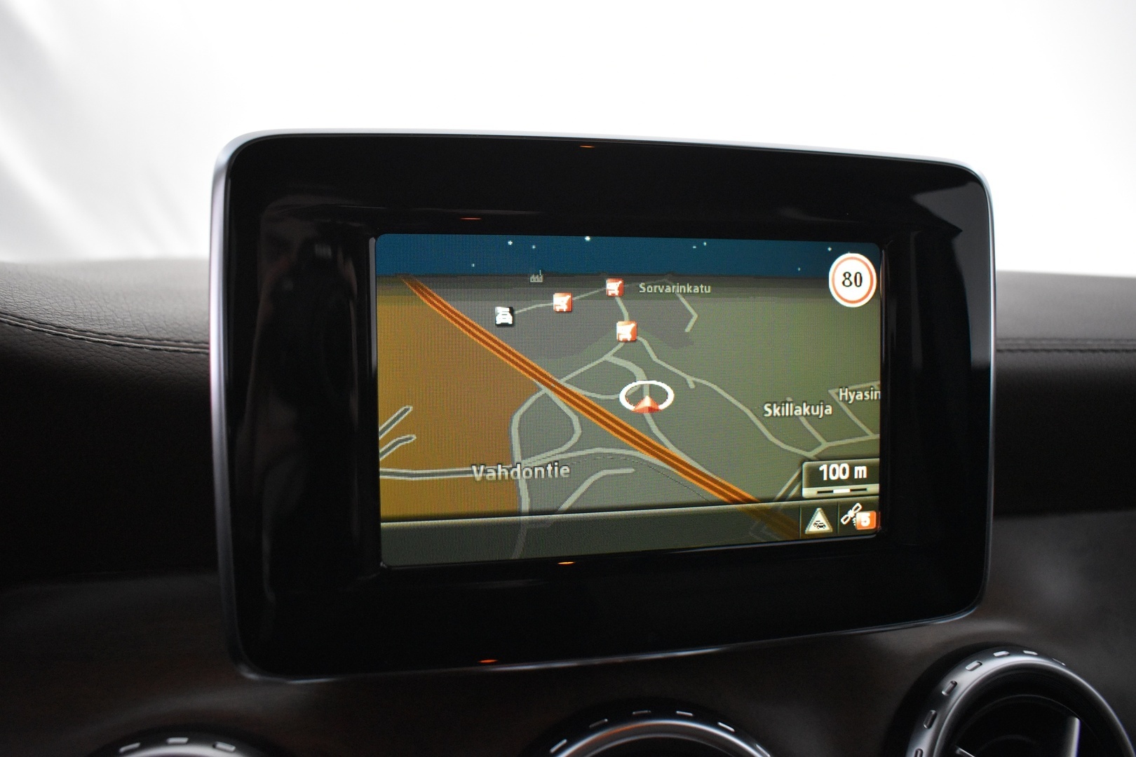 MERCEDES-BENZ GLA 2015