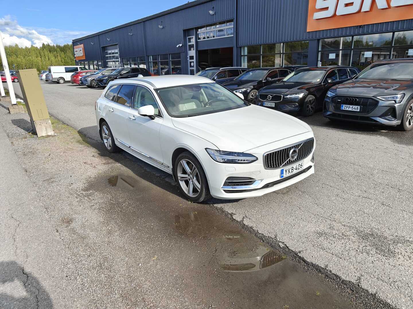 VOLVO V90 2019