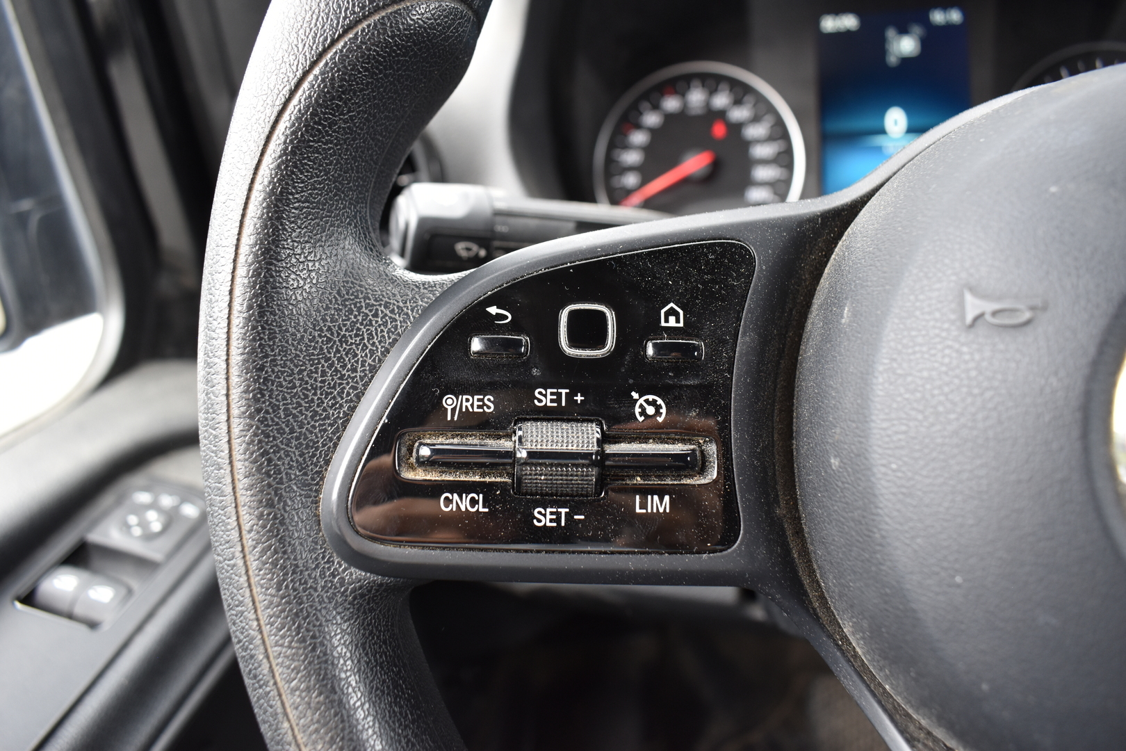 MERCEDES-BENZ Sprinter 2022