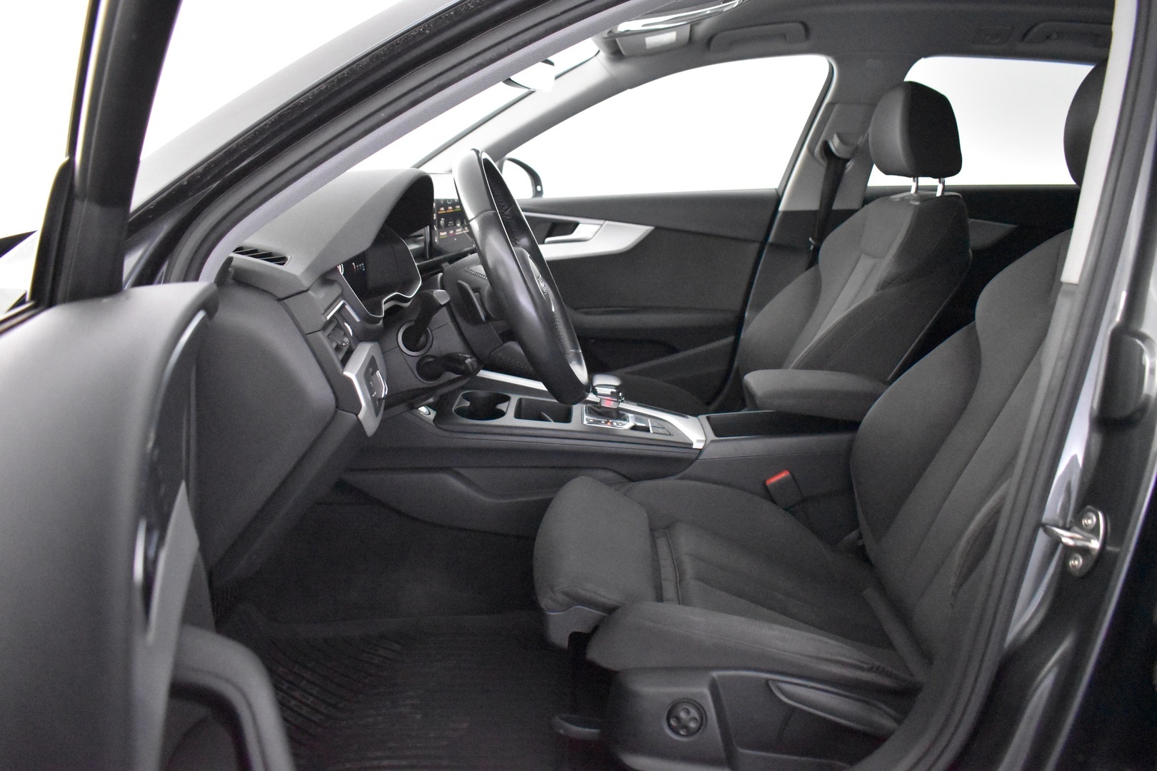 AUDI A4 2020